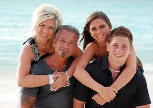 long-island-medium-family-4